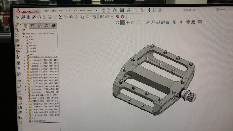 crude pedal design with axle added